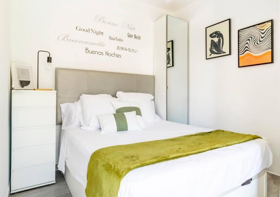 Apartamento Pink Vistalegre Torrevieja Buitenkant foto